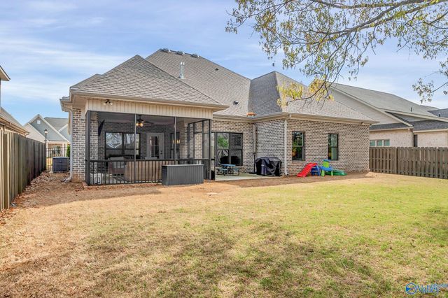 1904 Rosebury Lane SW, Huntsville, AL 35803