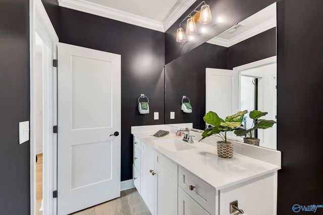 1904 Rosebury Lane SW, Huntsville, AL 35803