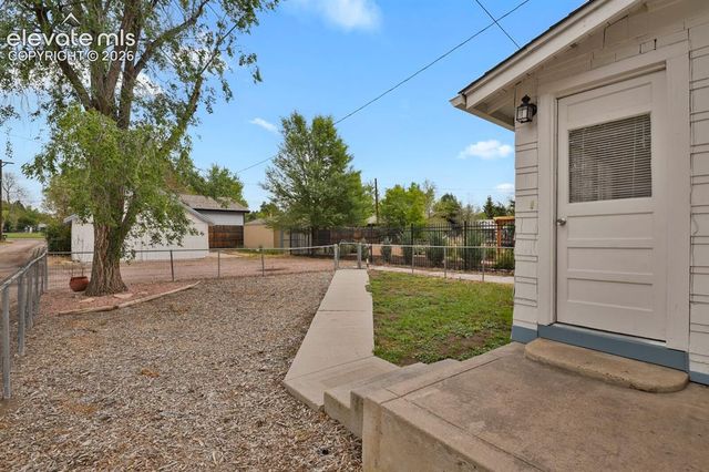 518 E Madison Street, Colorado Springs, CO 80907