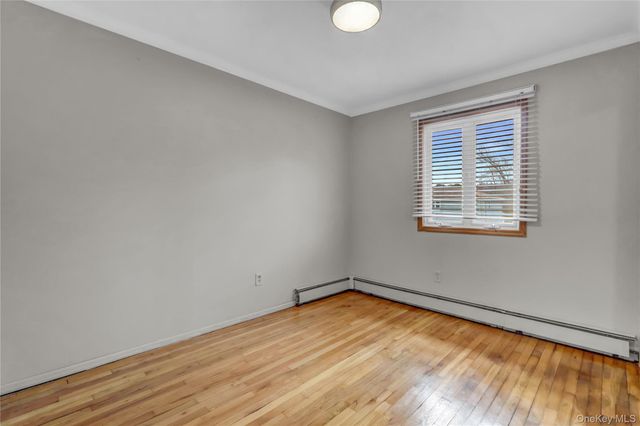 320 Idaho Street, Lindenhurst, NY 11757