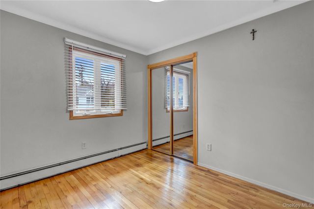 320 Idaho Street, Lindenhurst, NY 11757