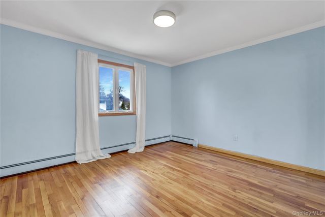 320 Idaho Street, Lindenhurst, NY 11757