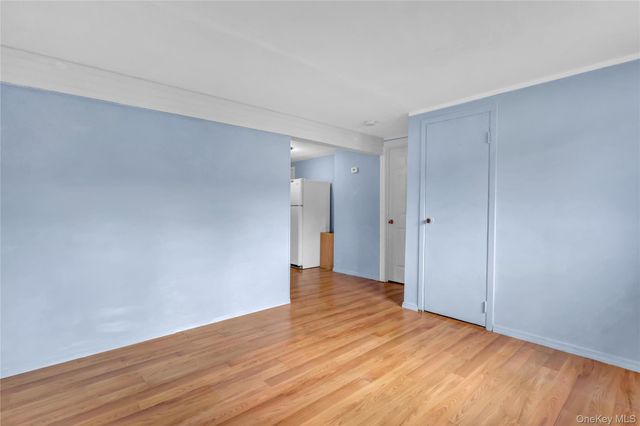 320 Idaho Street, Lindenhurst, NY 11757