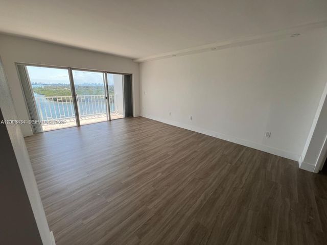 500 Bayview Drive 1120, Sunny Isles Beach, FL 33160
