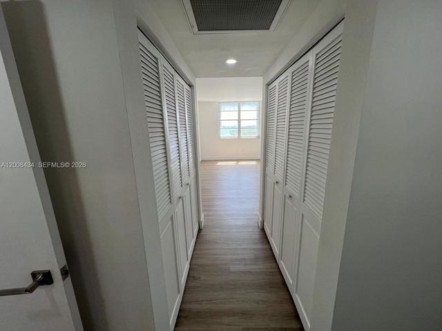 500 Bayview Drive 1120, Sunny Isles Beach, FL 33160