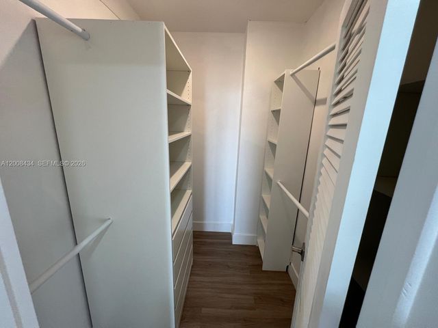 500 Bayview Drive 1120, Sunny Isles Beach, FL 33160