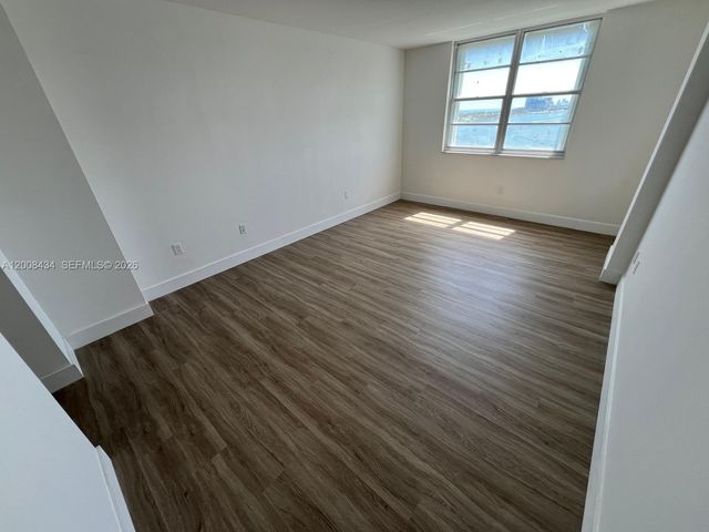 500 Bayview Drive 1120, Sunny Isles Beach, FL 33160