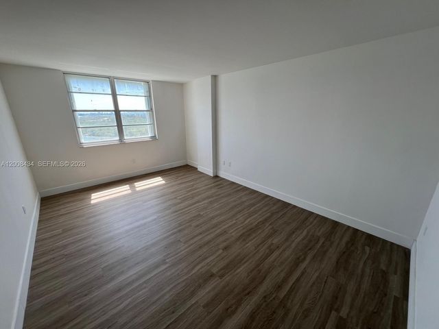 500 Bayview Drive 1120, Sunny Isles Beach, FL 33160