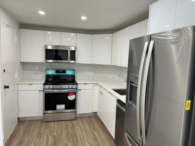 500 Bayview Drive 1120, Sunny Isles Beach, FL 33160