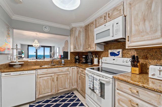 4250 N Highway A1a 1004, Hutchinson Island, FL 34949