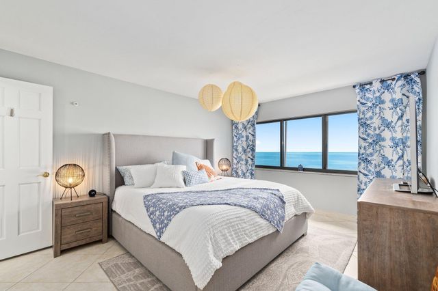 4250 N Highway A1a 1004, Hutchinson Island, FL 34949