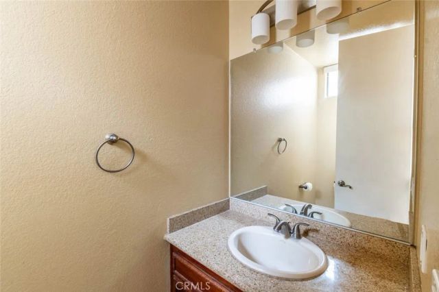 1244 Valley View Road 129, Glendale, CA 91202