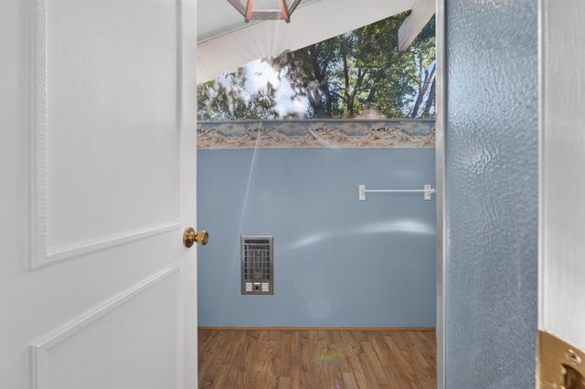 2204 Pyramid Way, Sacramento, CA 95821