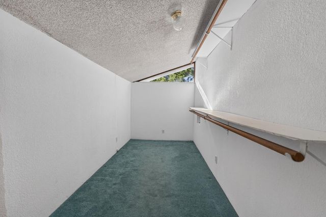 2204 Pyramid Way, Sacramento, CA 95821