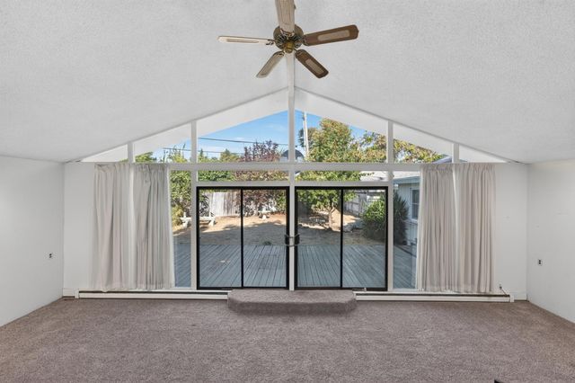 2204 Pyramid Way, Sacramento, CA 95821