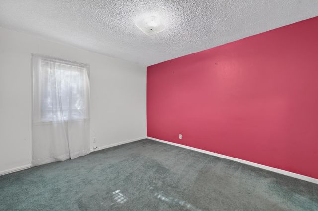 2204 Pyramid Way, Sacramento, CA 95821