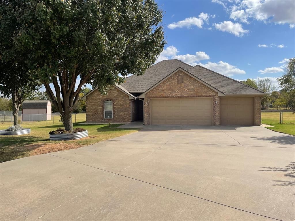 1760 SE 5th Street, Newcastle, OK 73065