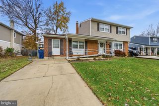 7 LEAFY LN, Newark, DE 19702