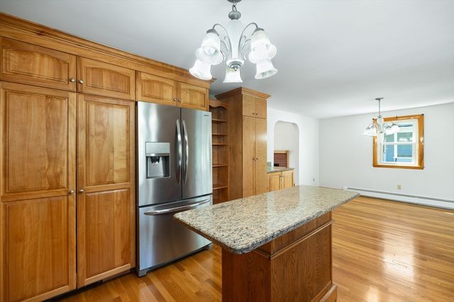 16 Laurent Road, Salem, MA 01970