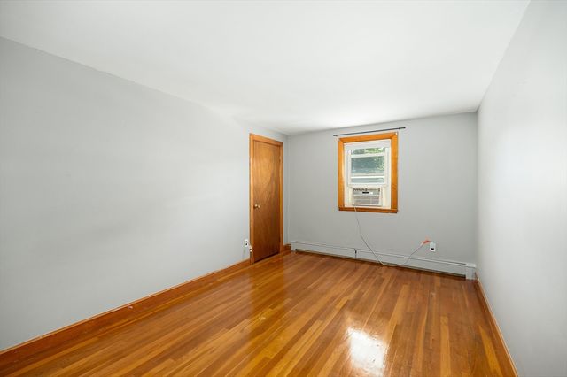 16 Laurent Road, Salem, MA 01970