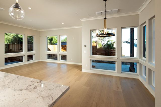 101 Acacia Lane, Palo Alto, CA 94306