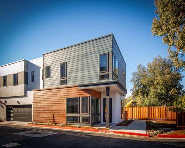 101 Acacia Lane, Palo Alto, CA 94306