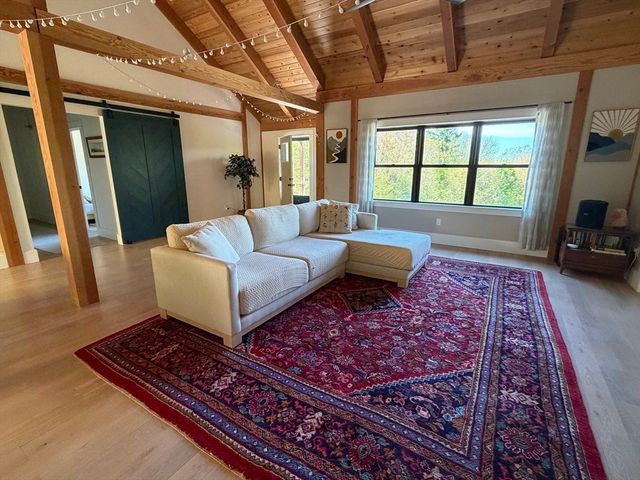 9 Hanks Hill Road, Westminster, MA 01473