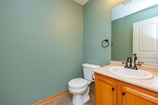 5204 NE Briarwood Drive, Ankeny, IA 50021