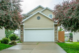 5204 NE Briarwood Drive, Ankeny, IA 50021