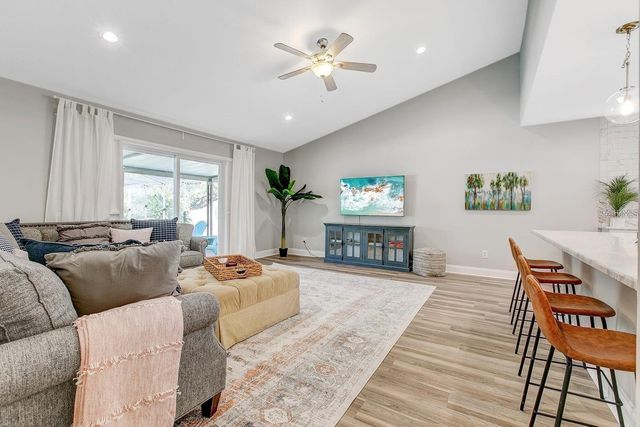 1330 PEACHFIELD DRIVE, Valrico, FL 33596