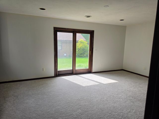 210 10th Street SE, New Prague, MN 56071