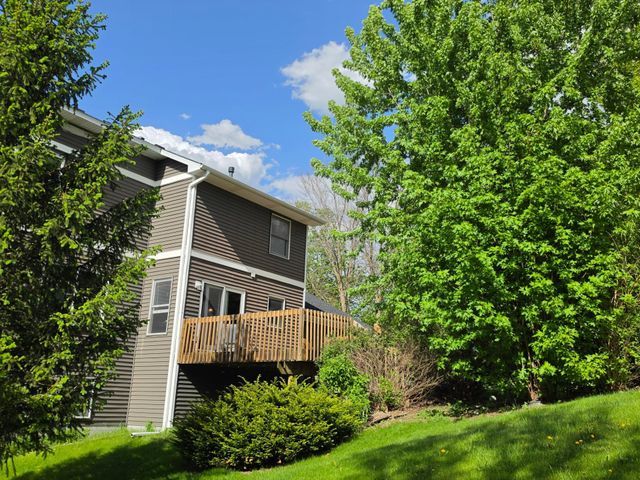 210 10th Street SE, New Prague, MN 56071