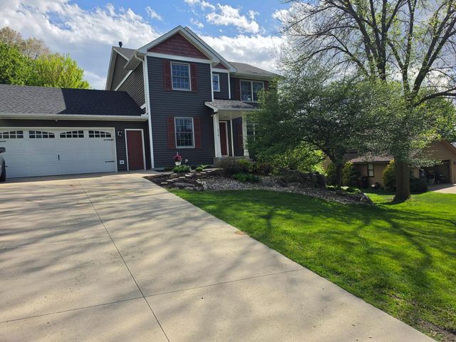 210 10th Street SE, New Prague, MN 56071