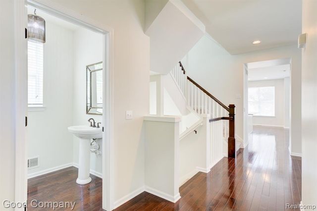 820 Baldwin Avenue, Royal Oak, MI 48067