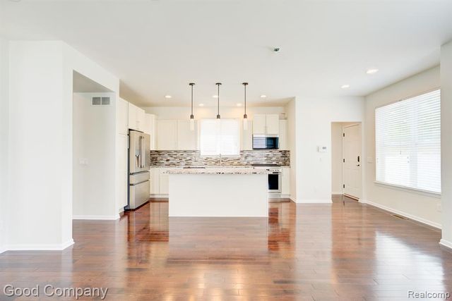 820 Baldwin Avenue, Royal Oak, MI 48067