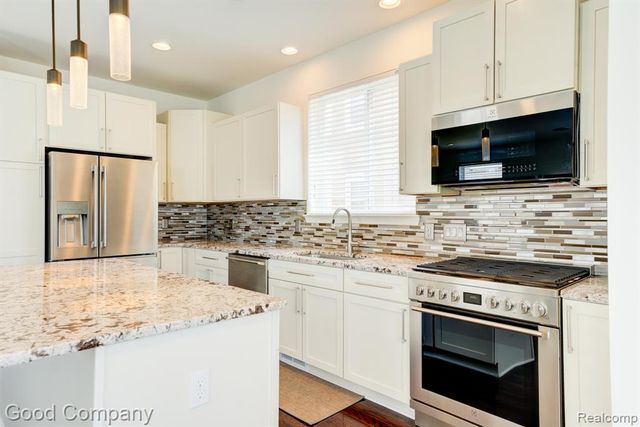 820 Baldwin Avenue, Royal Oak, MI 48067