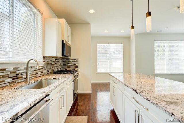 820 Baldwin Avenue, Royal Oak, MI 48067