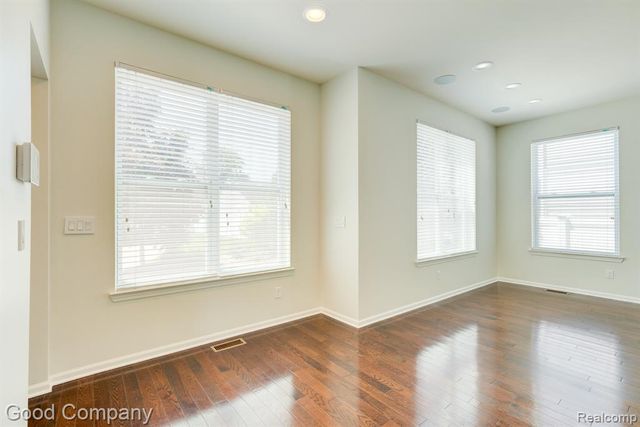 820 Baldwin Avenue, Royal Oak, MI 48067