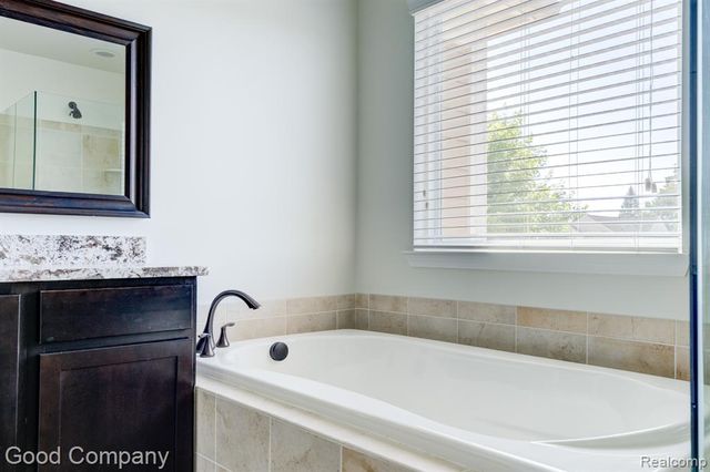 820 Baldwin Avenue, Royal Oak, MI 48067