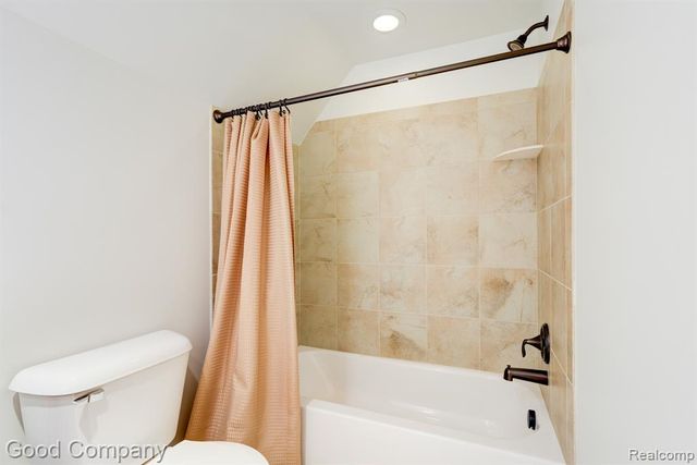 820 Baldwin Avenue, Royal Oak, MI 48067