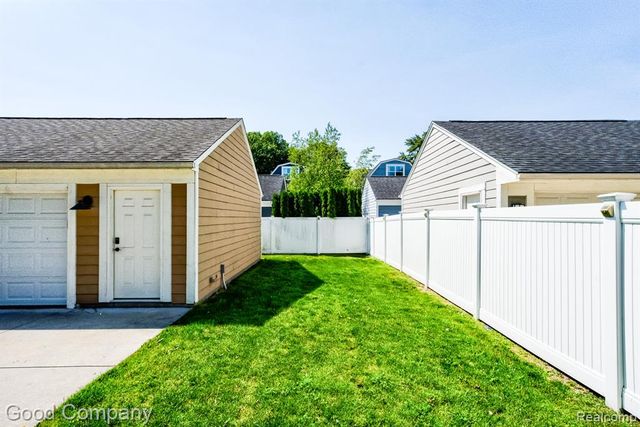 820 Baldwin Avenue, Royal Oak, MI 48067