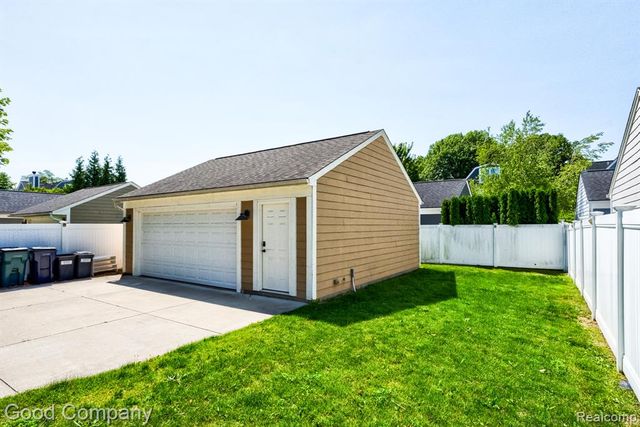 820 Baldwin Avenue, Royal Oak, MI 48067