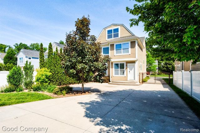 820 Baldwin Avenue, Royal Oak, MI 48067