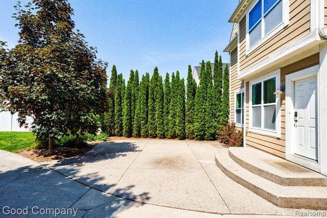 820 Baldwin Avenue, Royal Oak, MI 48067