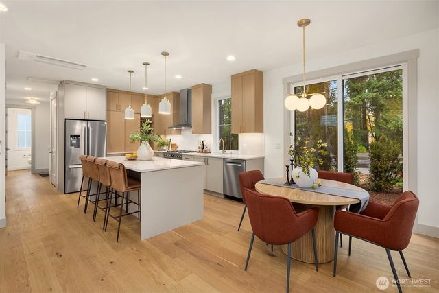 13131 NE 87th Lane, Kirkland, WA 98033