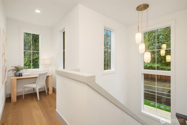 13131 NE 87th Lane, Kirkland, WA 98033