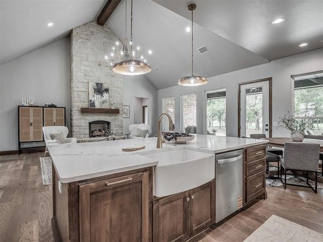 3124 Red Ridge Drive, Blanchard, OK 73010