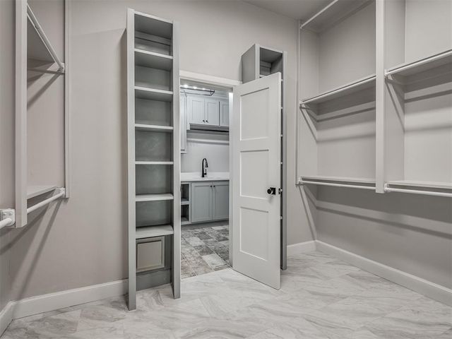 3124 Red Ridge Drive, Blanchard, OK 73010