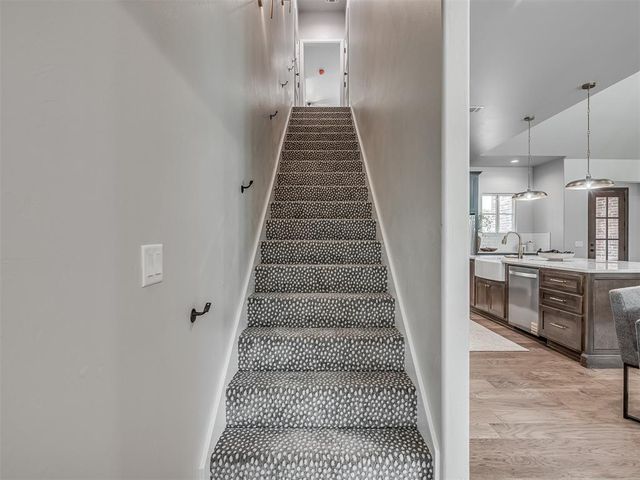 3124 Red Ridge Drive, Blanchard, OK 73010