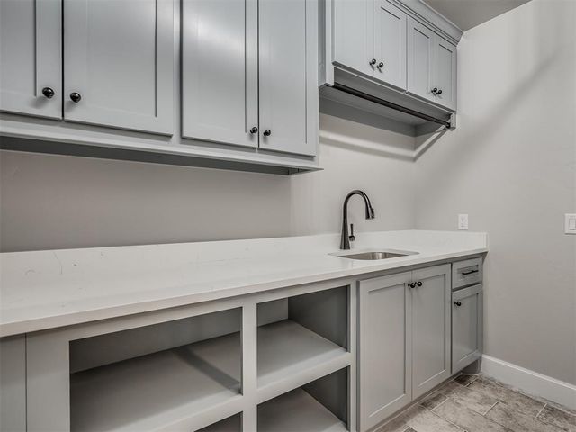 3124 Red Ridge Drive, Blanchard, OK 73010